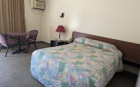 Algonquin Motor Lodge